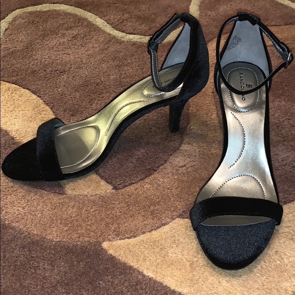 Black Velvet Heel